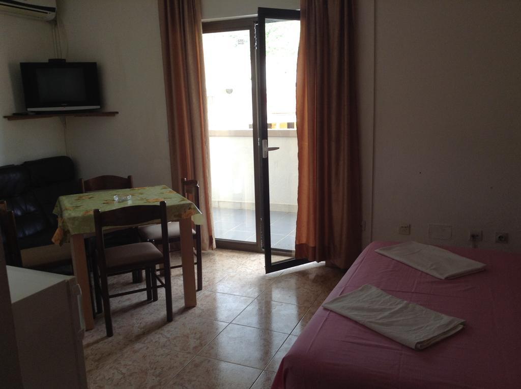 Kuca Tomovic Hotel Budva Exterior photo